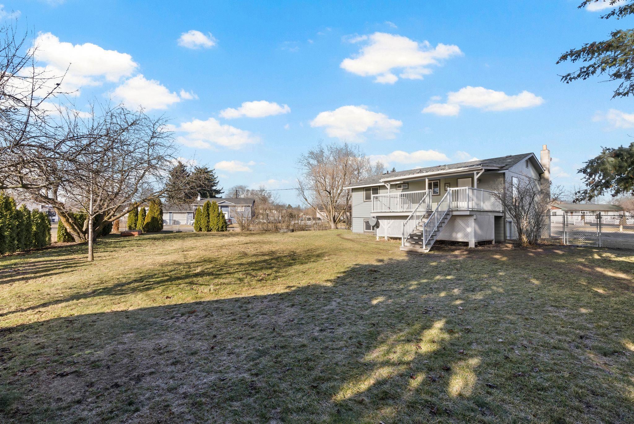 4922 N N Farmfield Rd