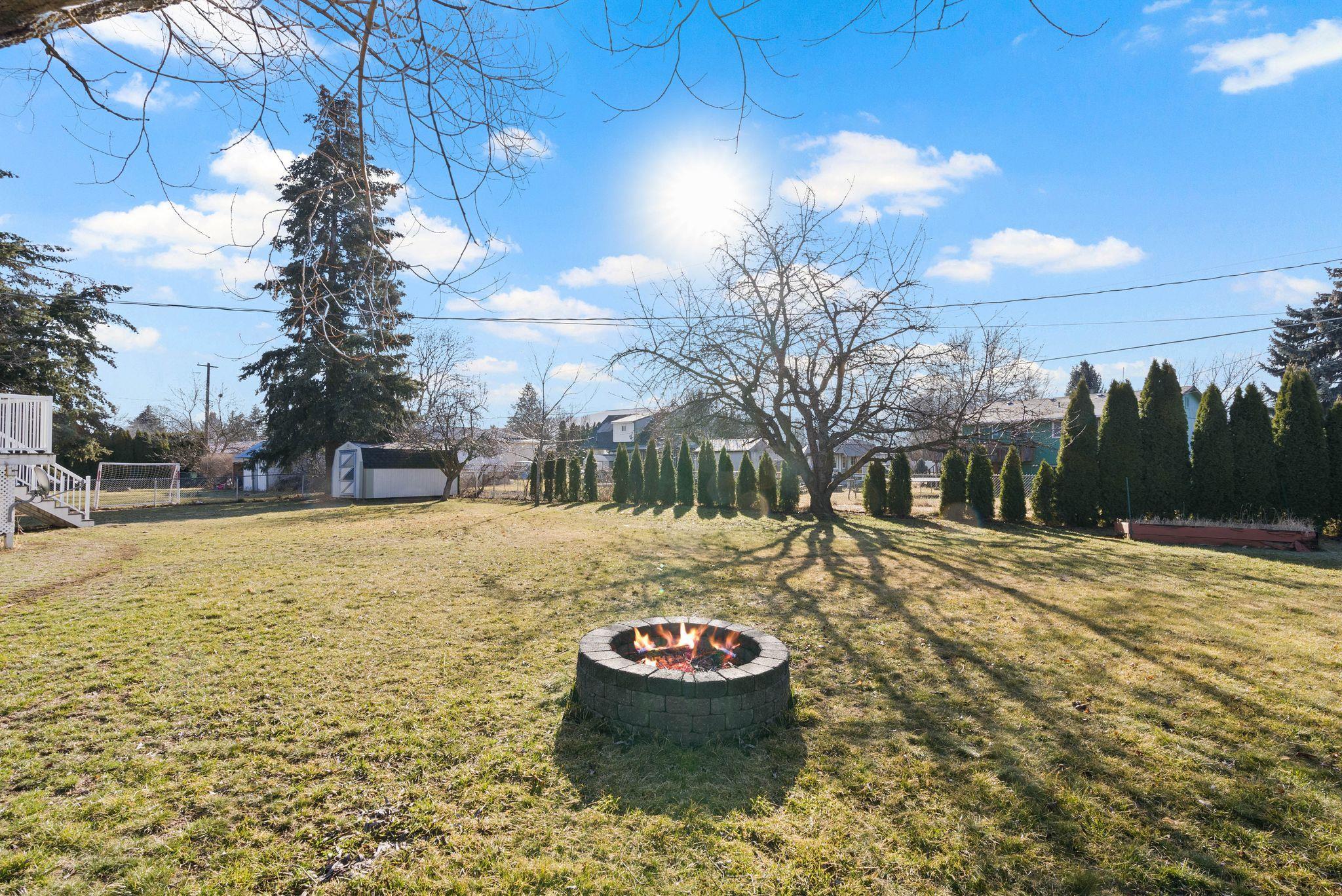 4922 N N Farmfield Rd