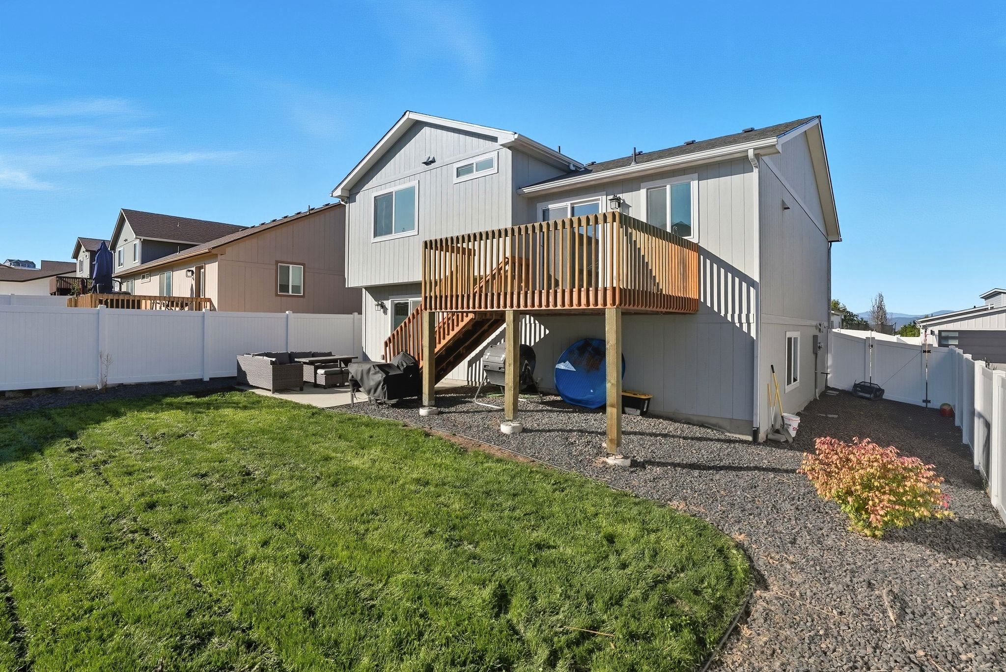 1211 S Greenacres Rd