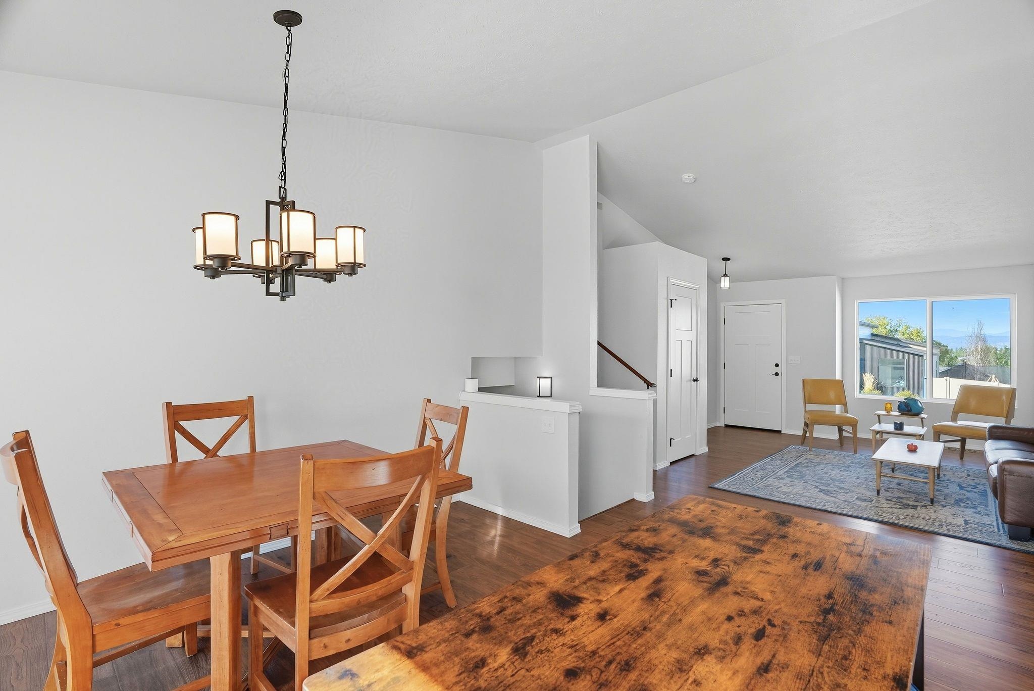 1211 S Greenacres Rd