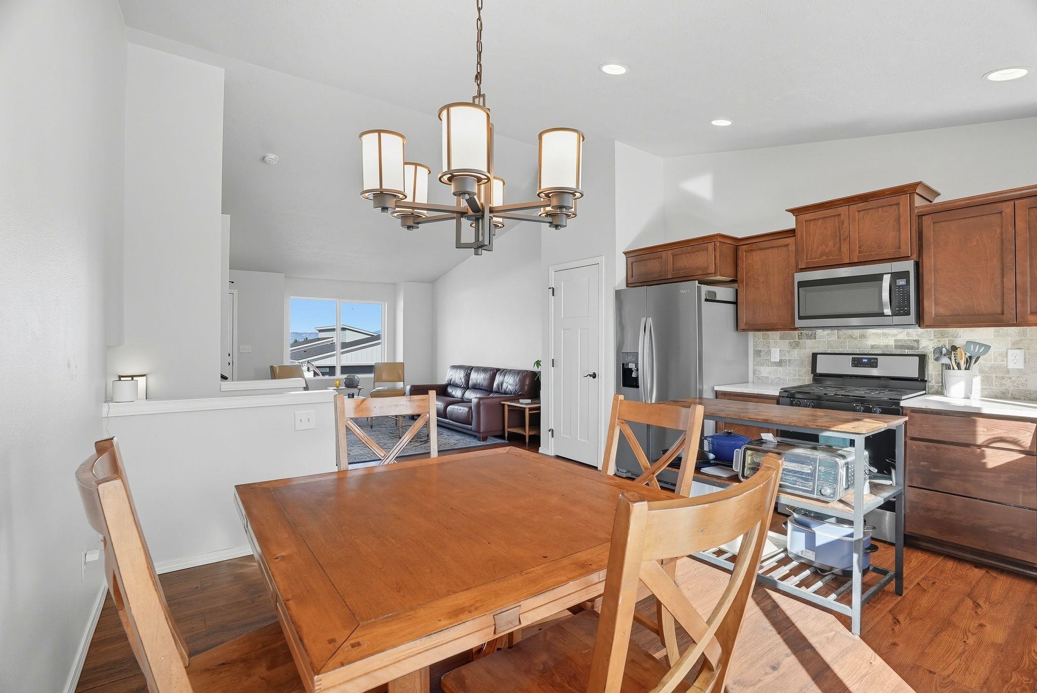 1211 S Greenacres Rd