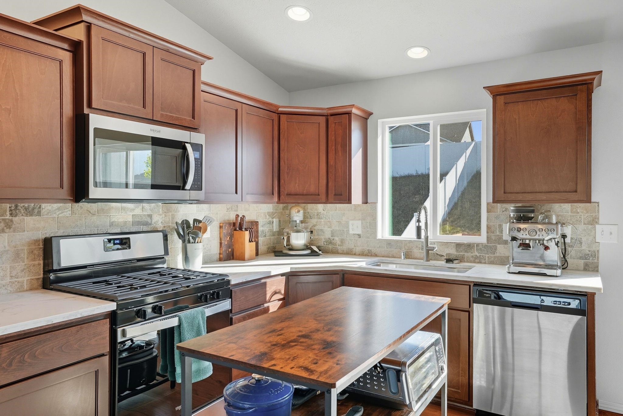 1211 S Greenacres Rd