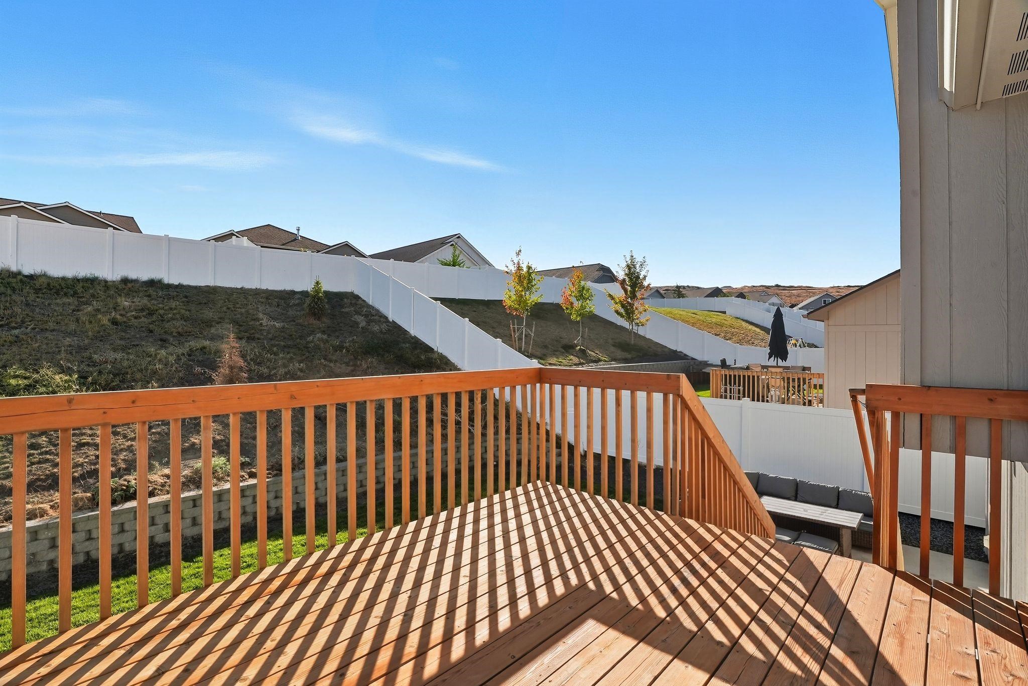 1211 S Greenacres Rd