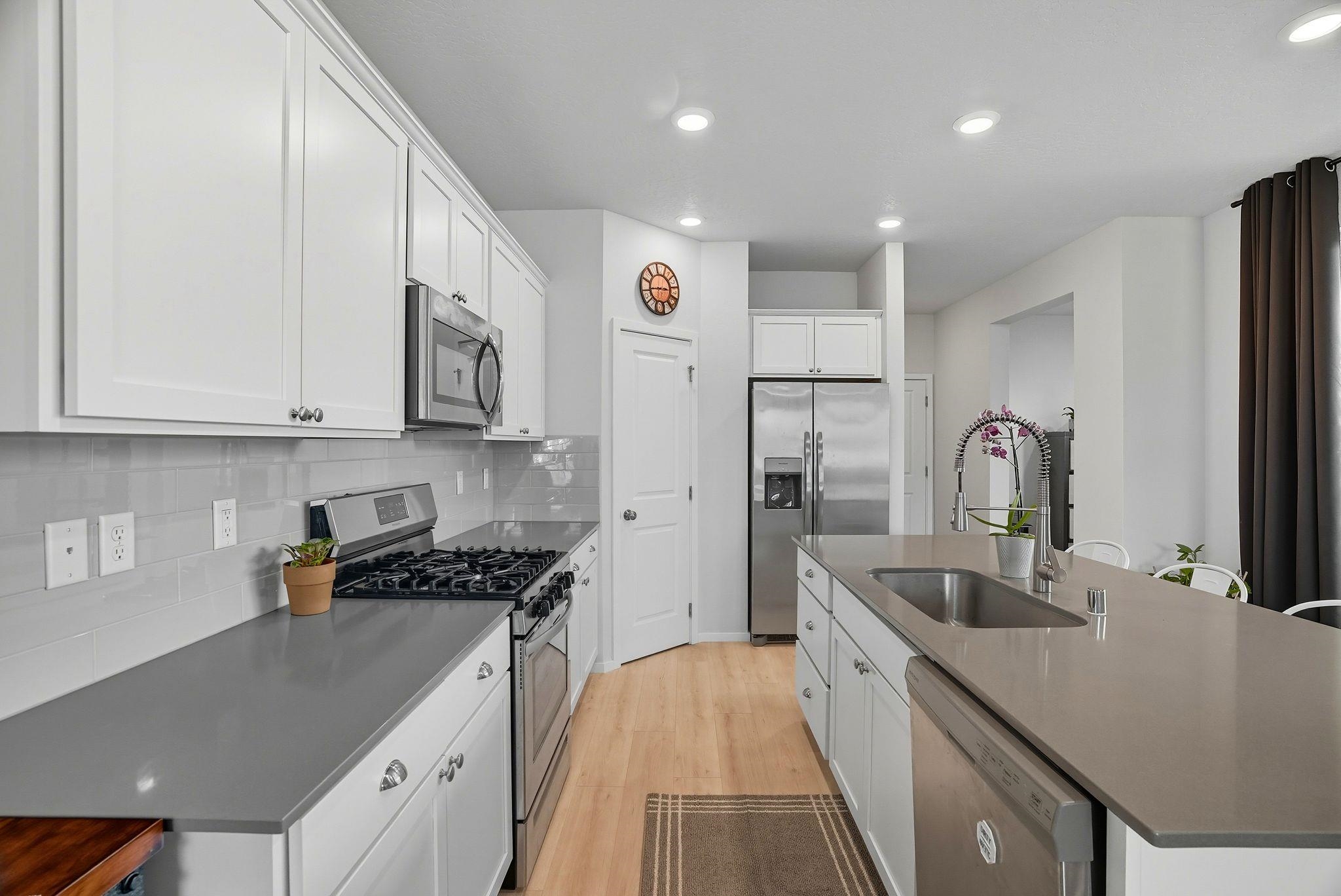 24503 E Feather Loop