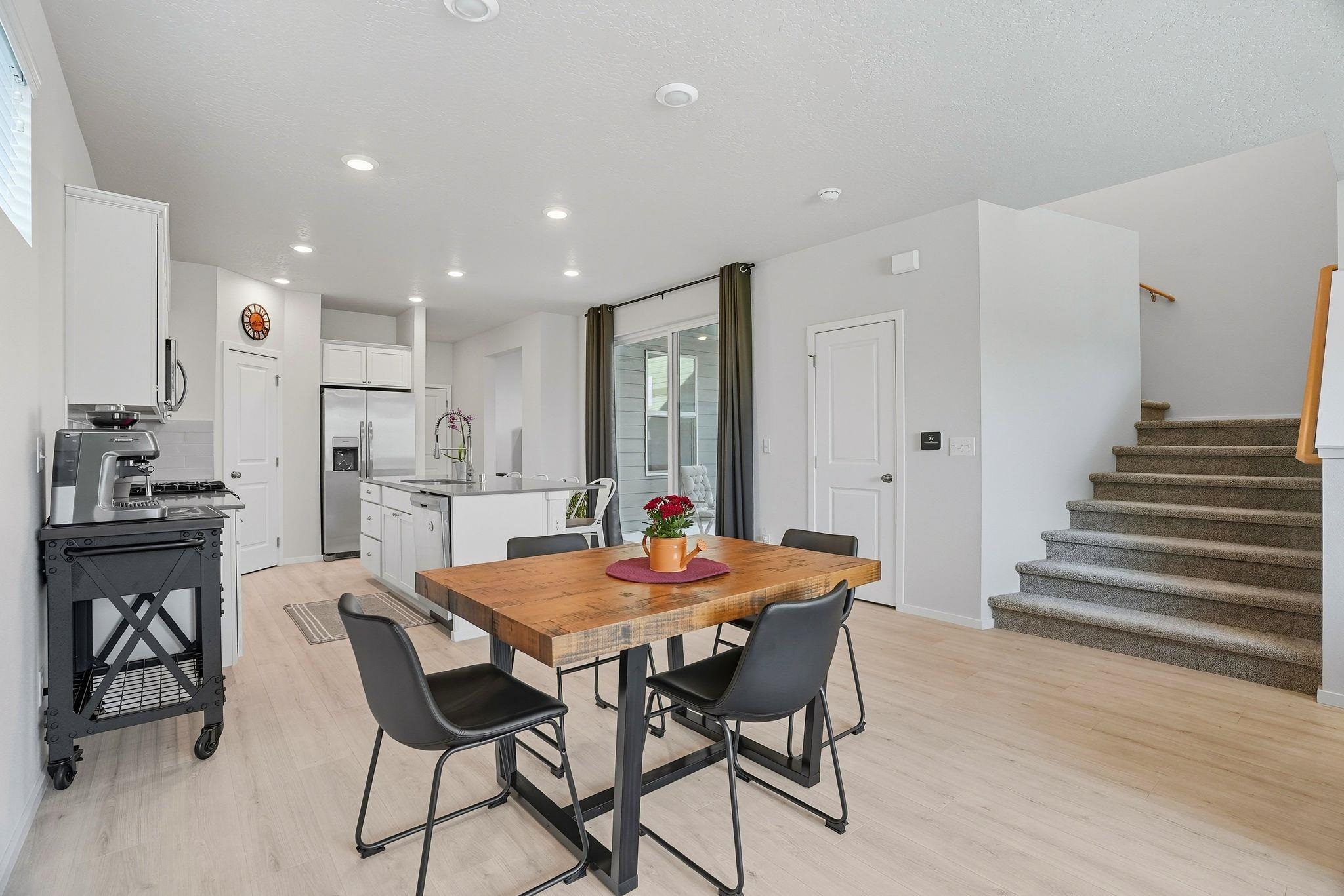 24503 E Feather Loop