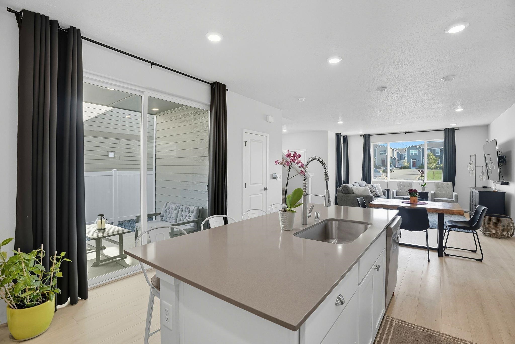 24503 E Feather Loop