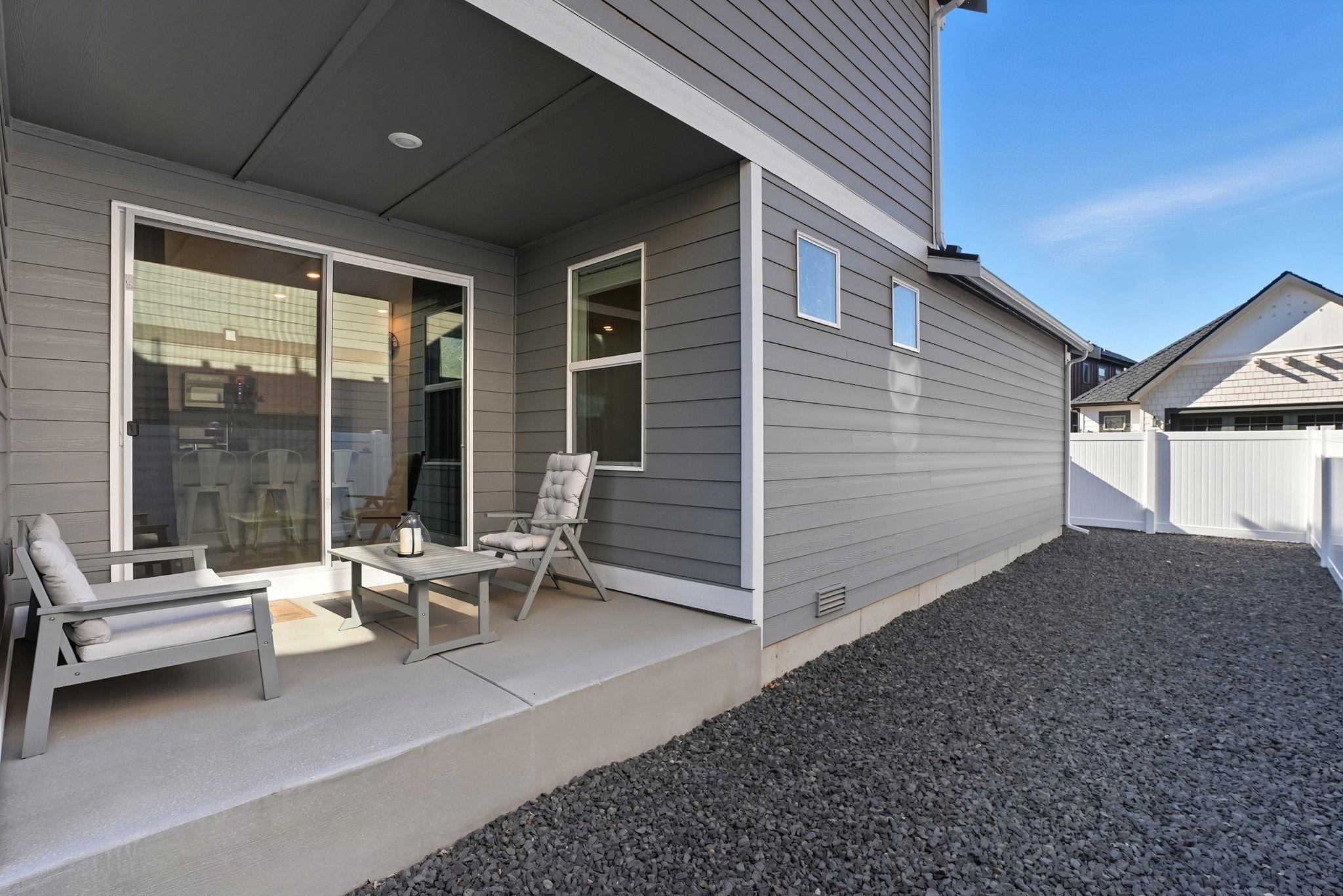 24503 E Feather Loop