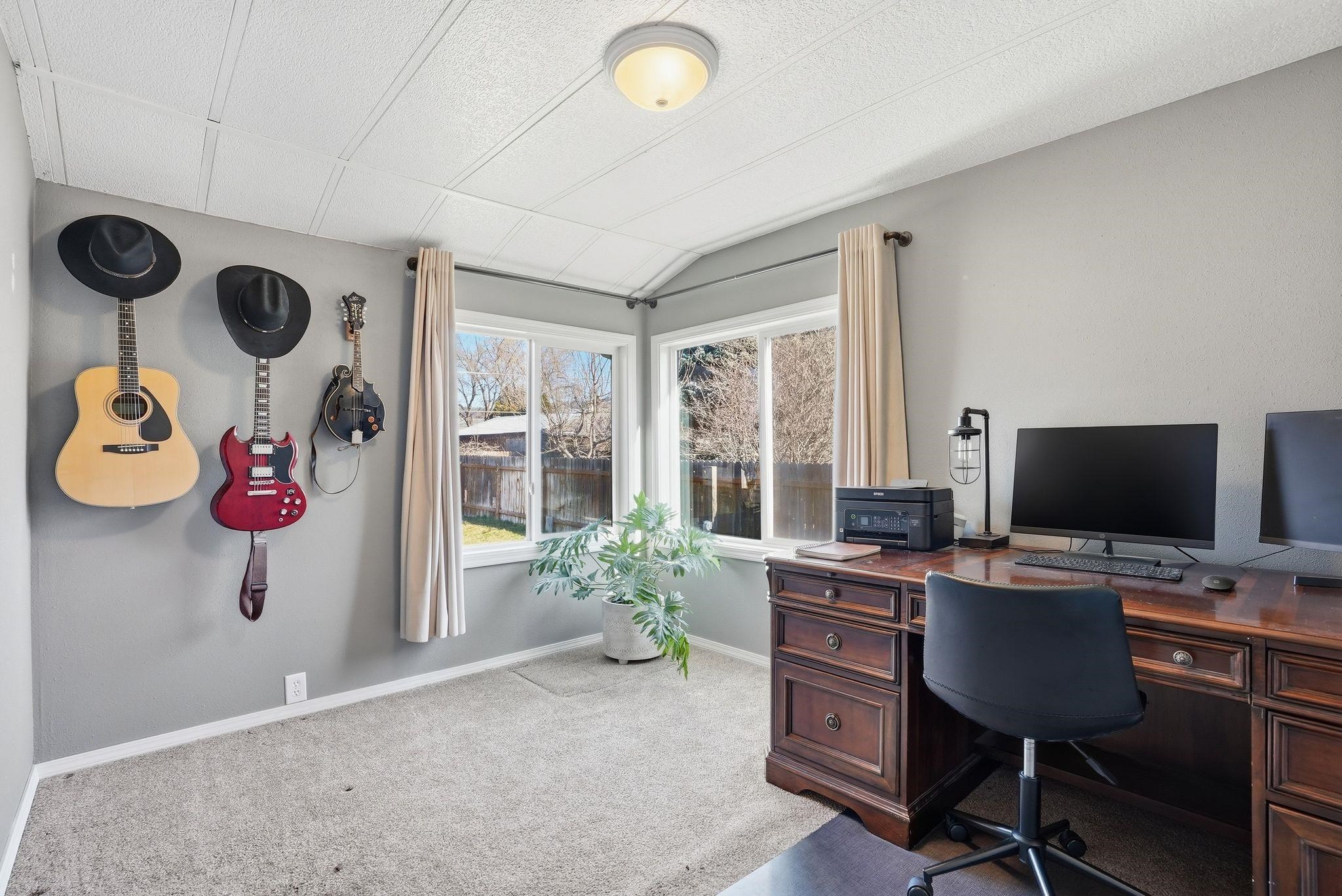 14201 E Rockwell Ave