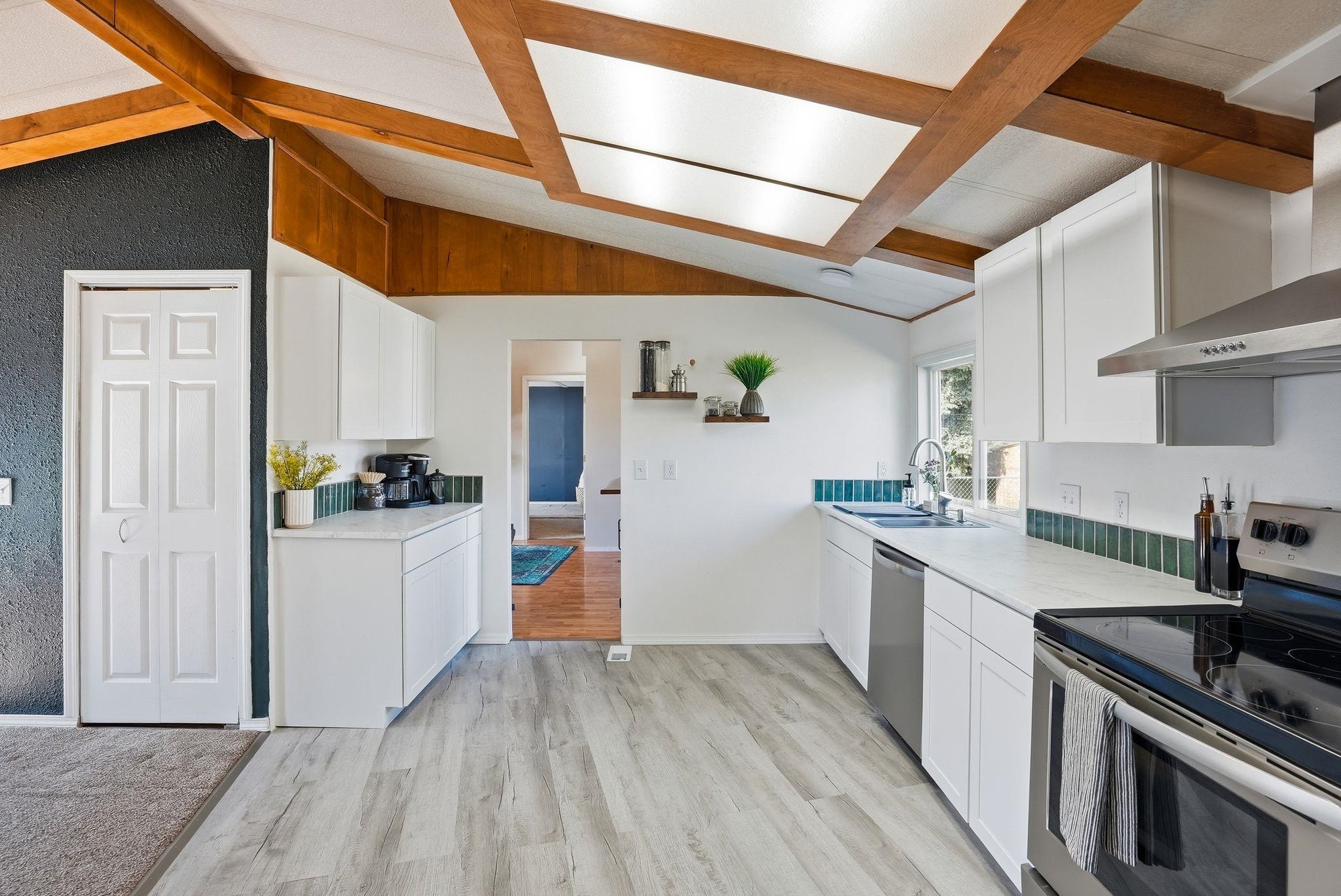 14201 E Rockwell Ave