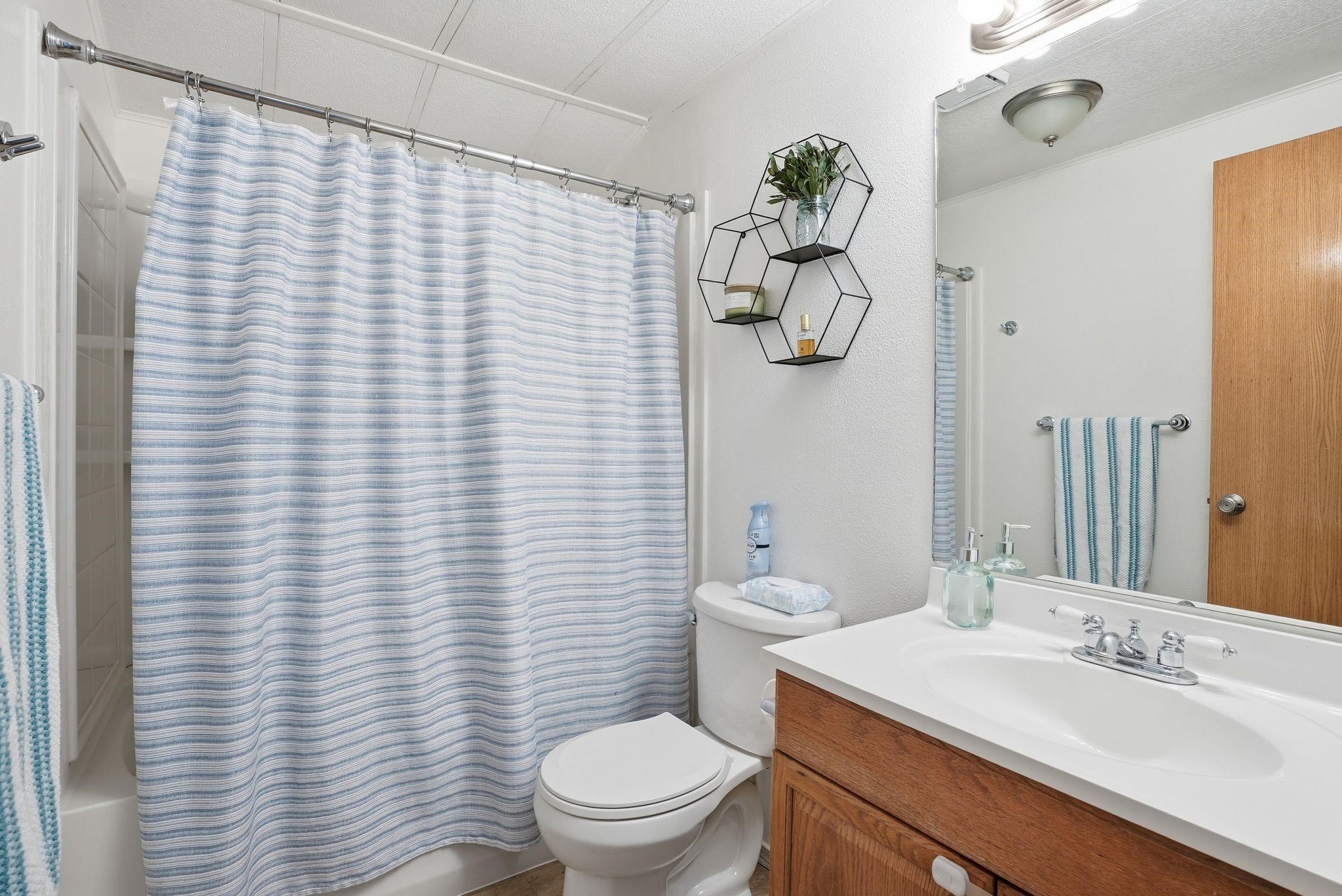 14201 E Rockwell Ave