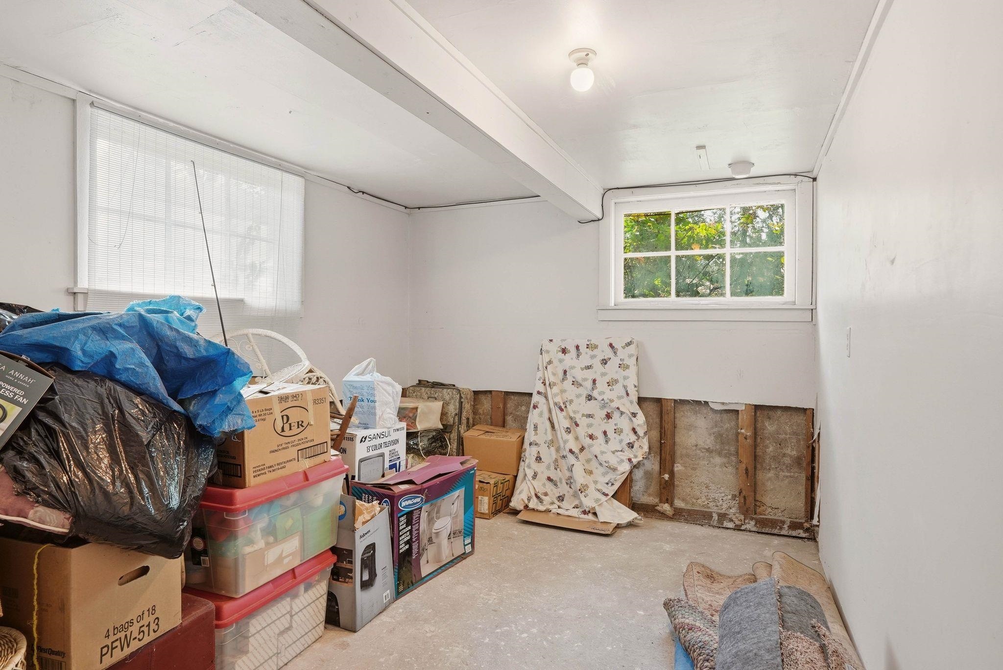 508 W Clay Ave