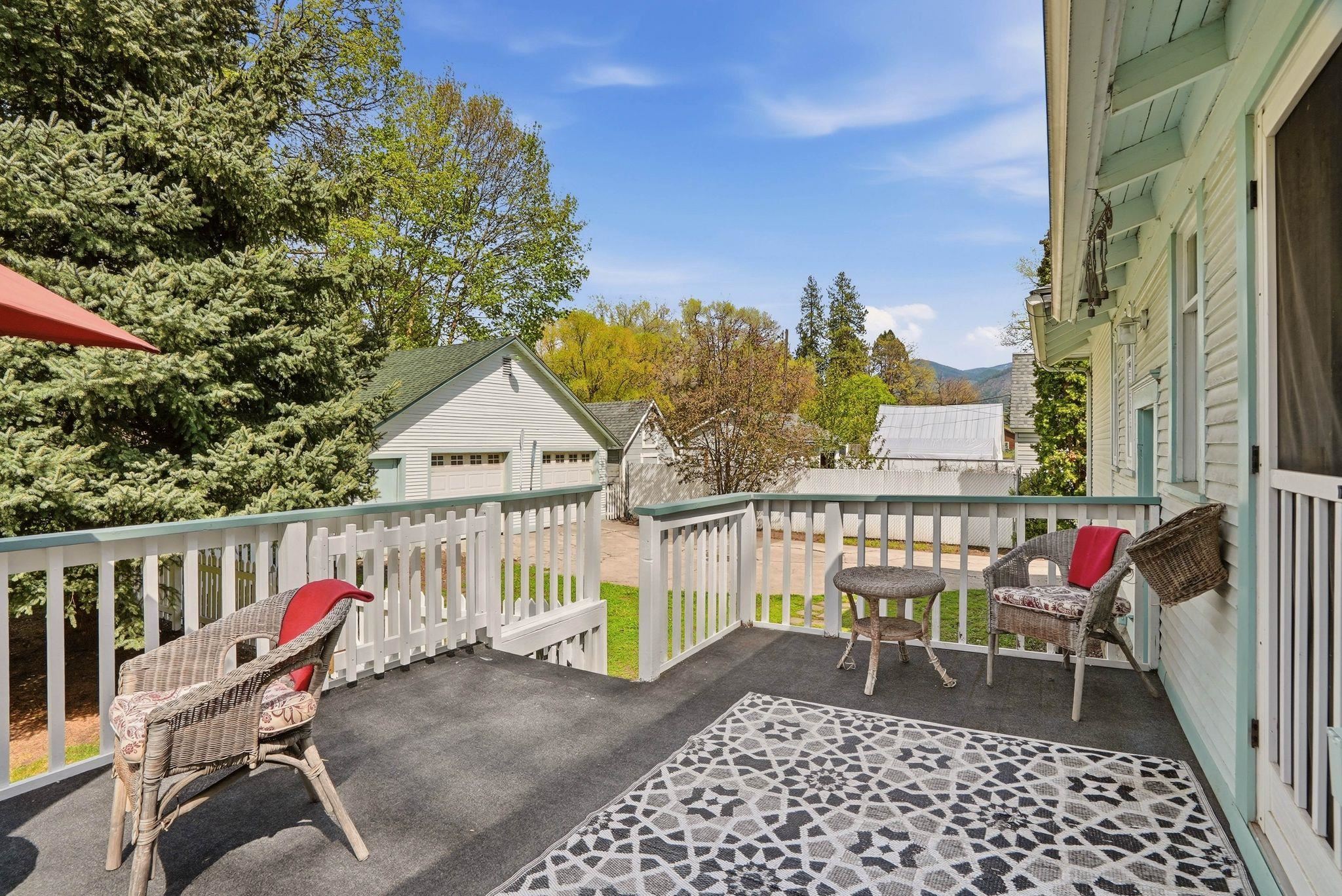 508 W Clay Ave