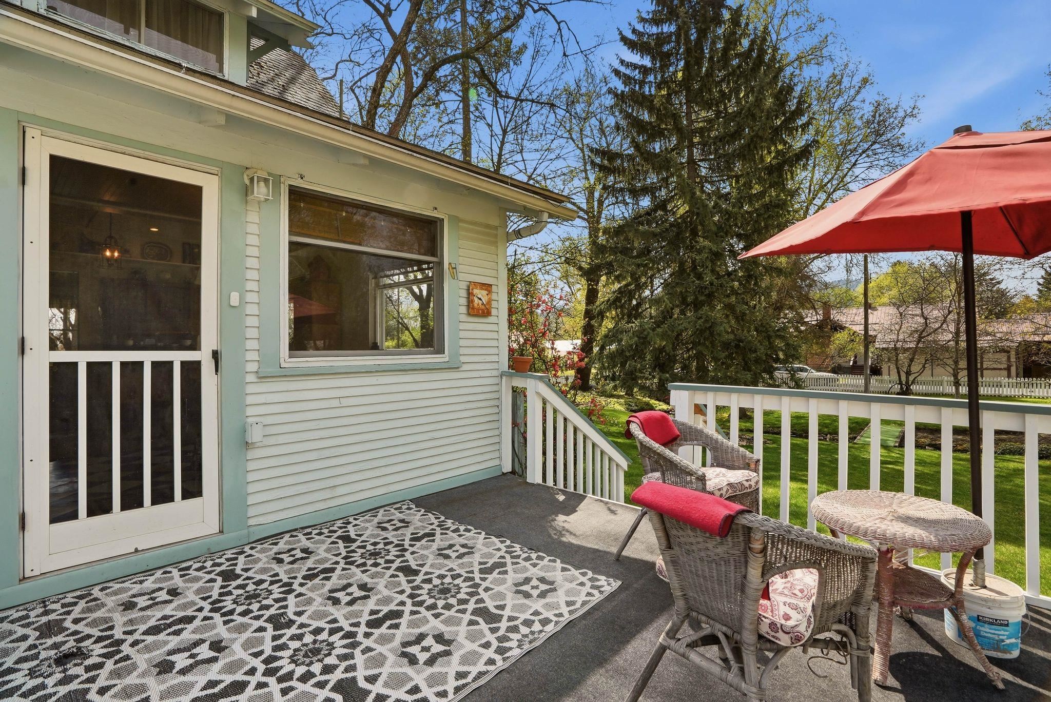 508 W Clay Ave