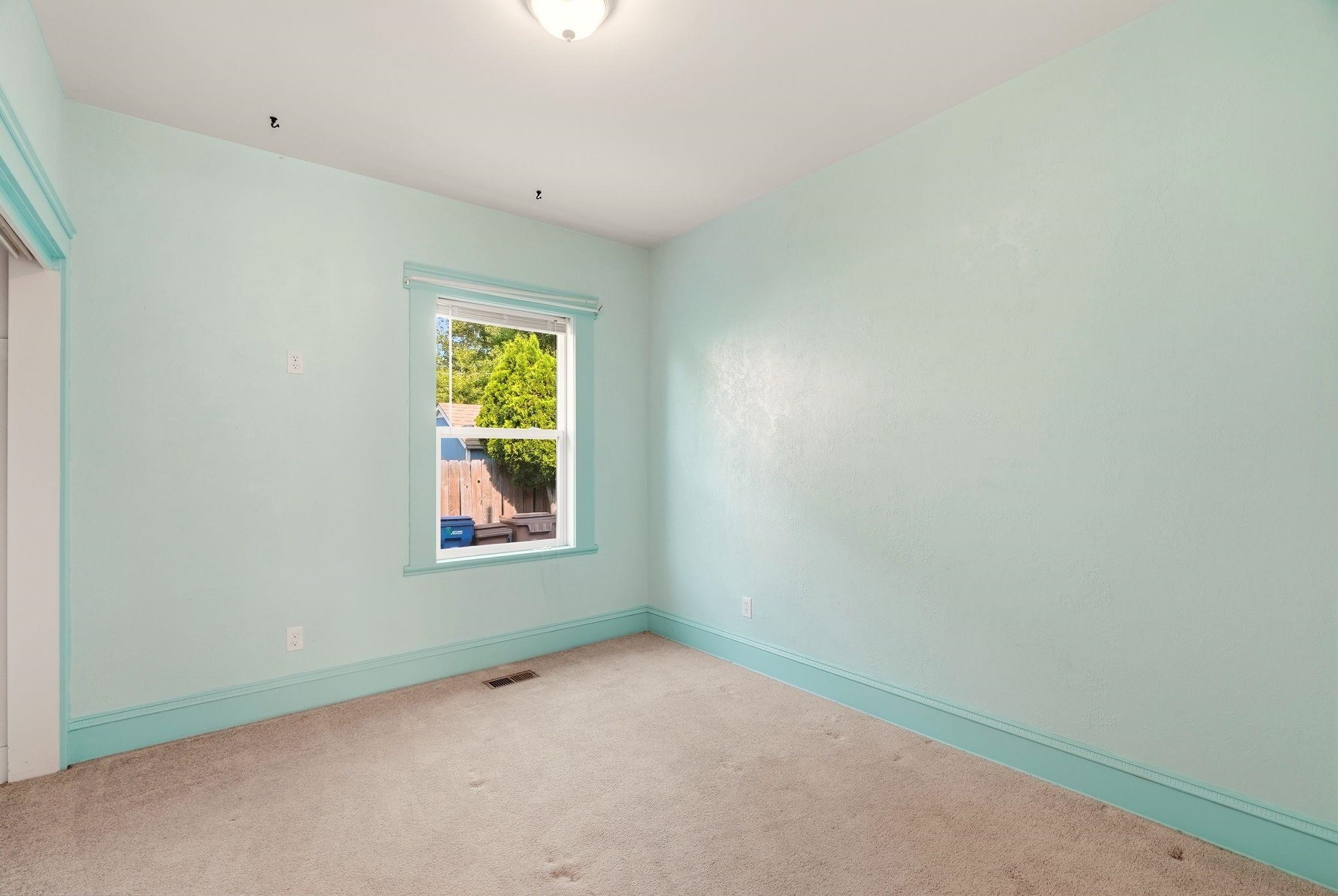817 E Wabash Ave
