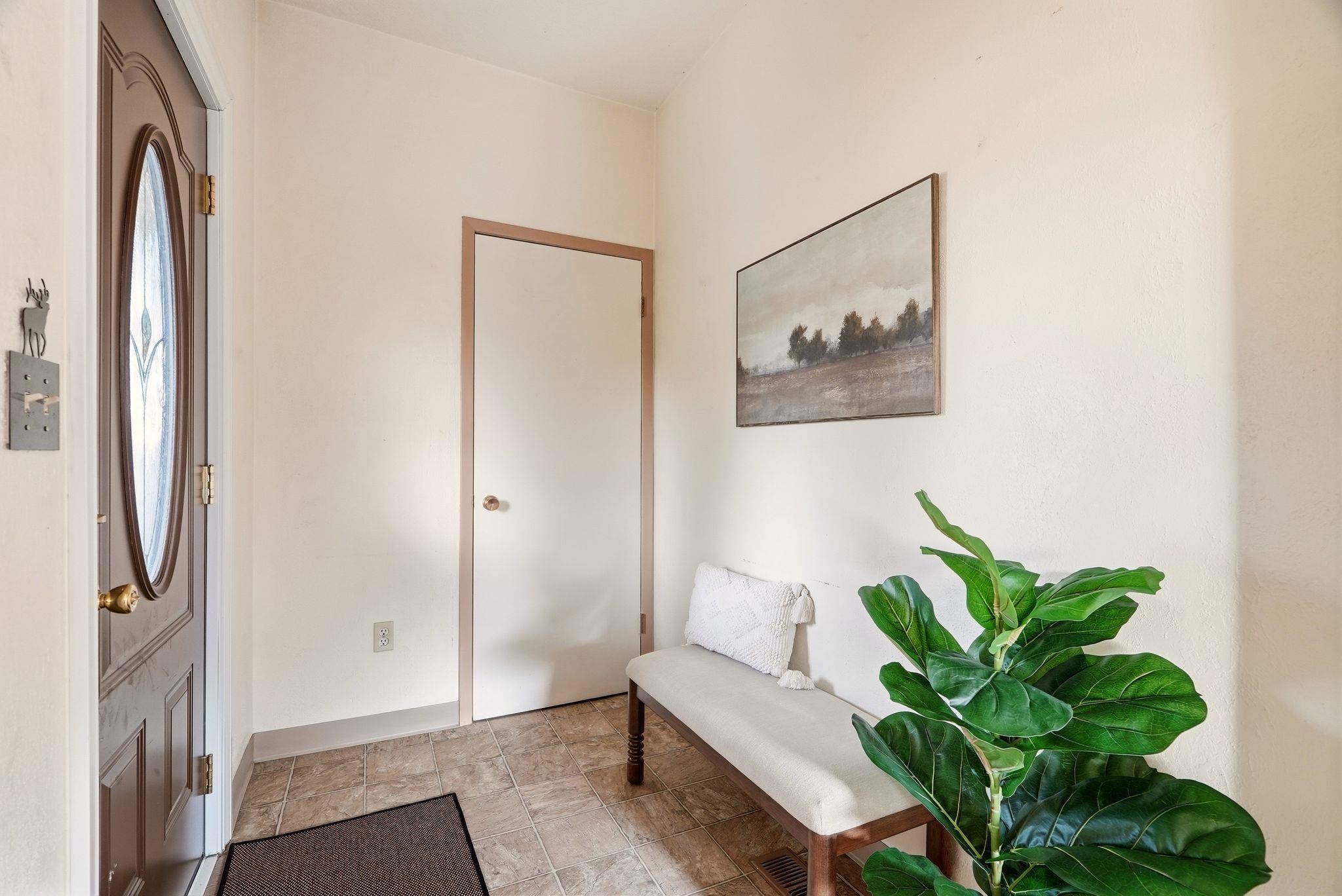 817 E Wabash Ave