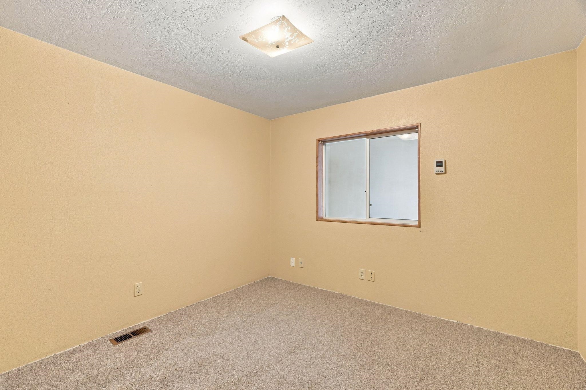 304 S Conklin Rd