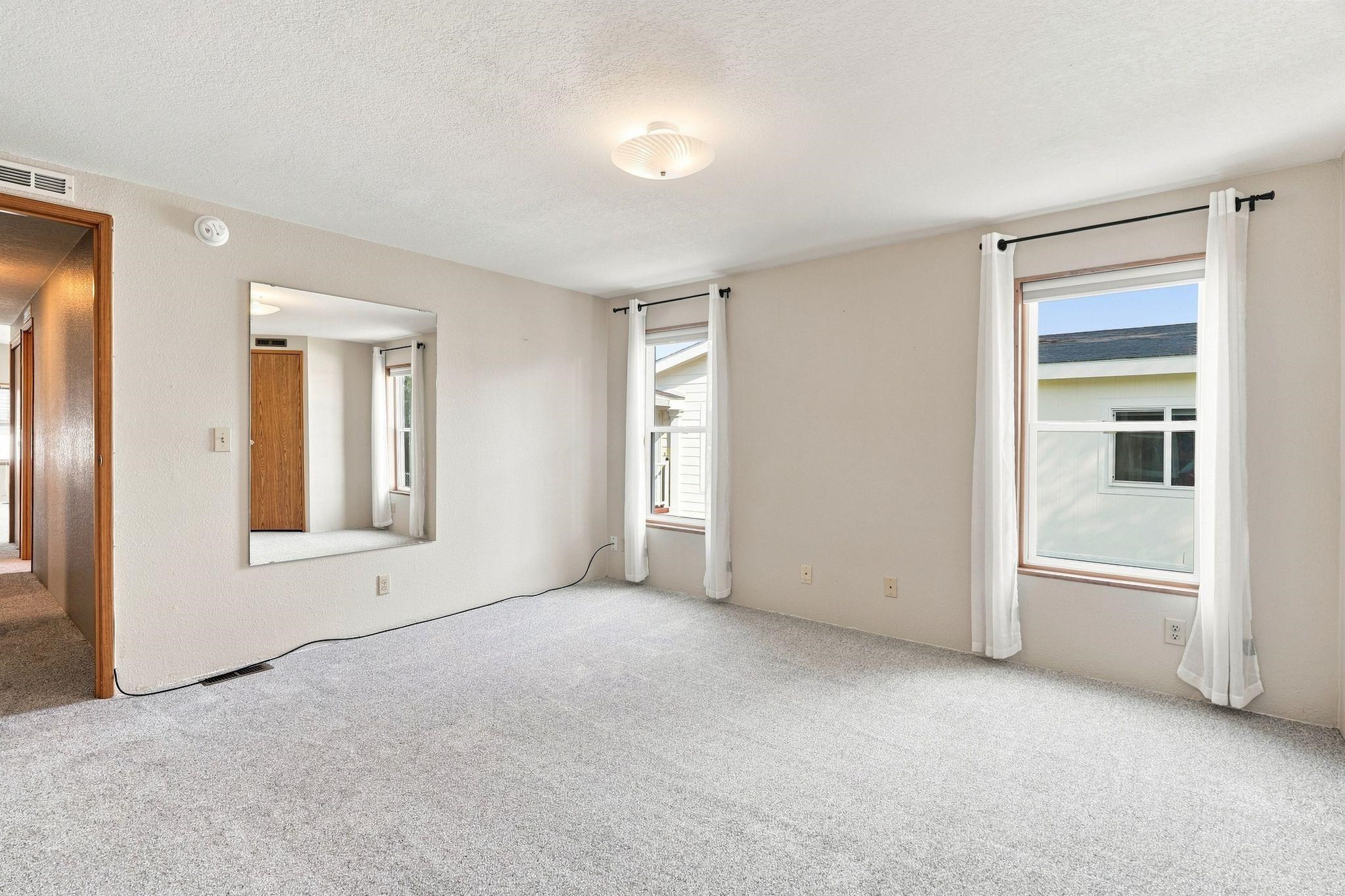 304 S Conklin Rd