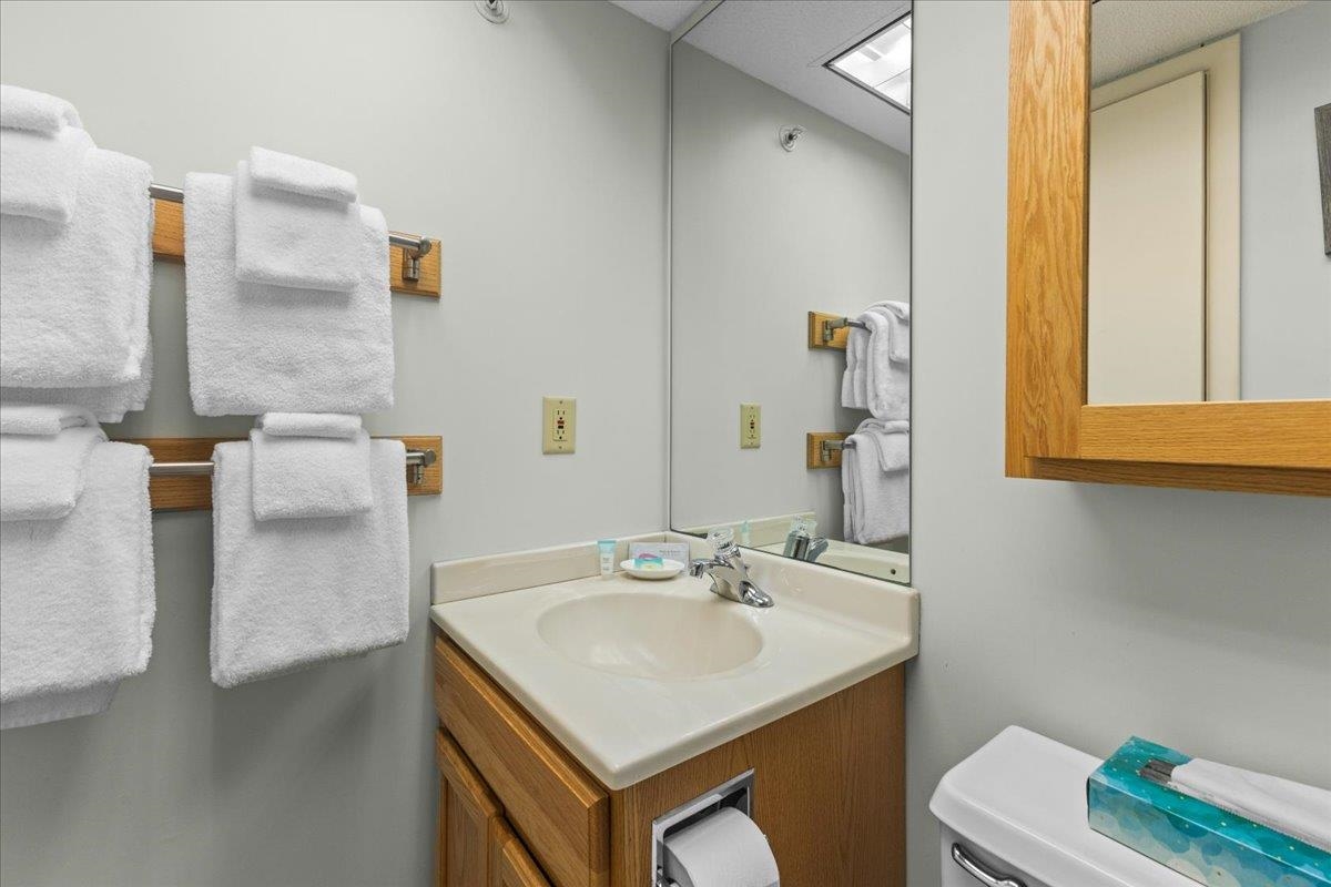 189 Mountainside Drive Unit: B301