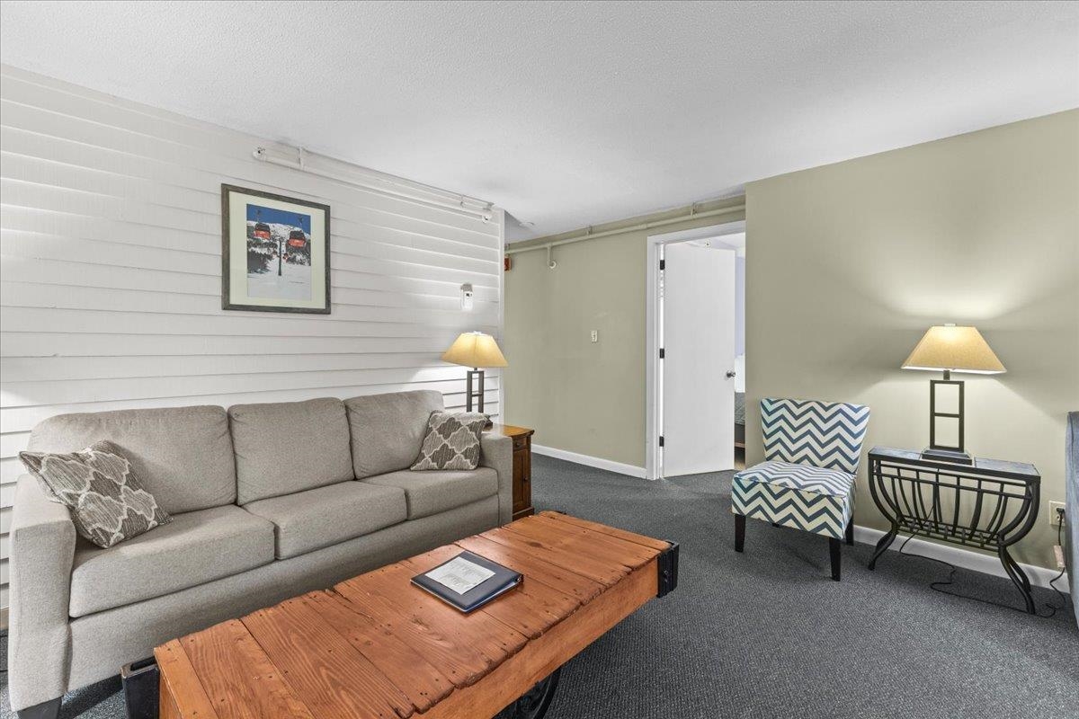 189 Mountainside Drive Unit: B301
