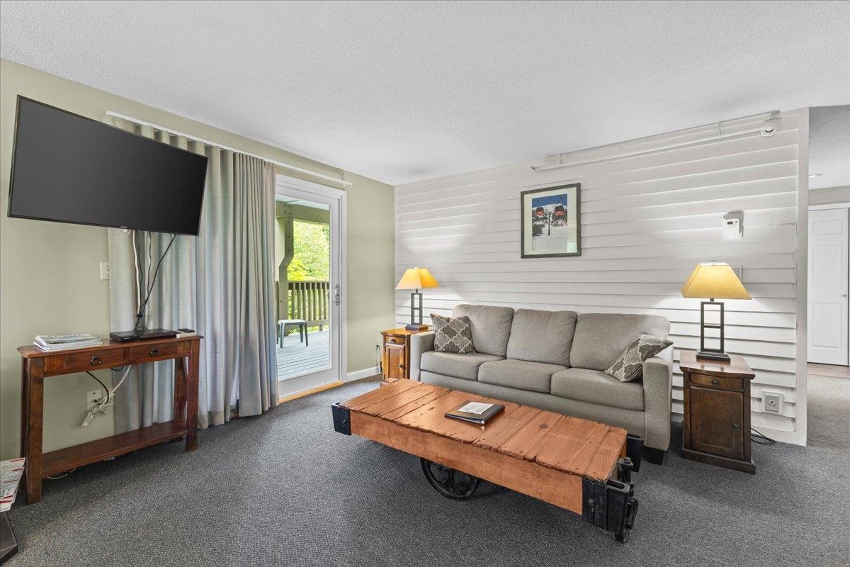 189 Mountainside Drive Unit: B301
