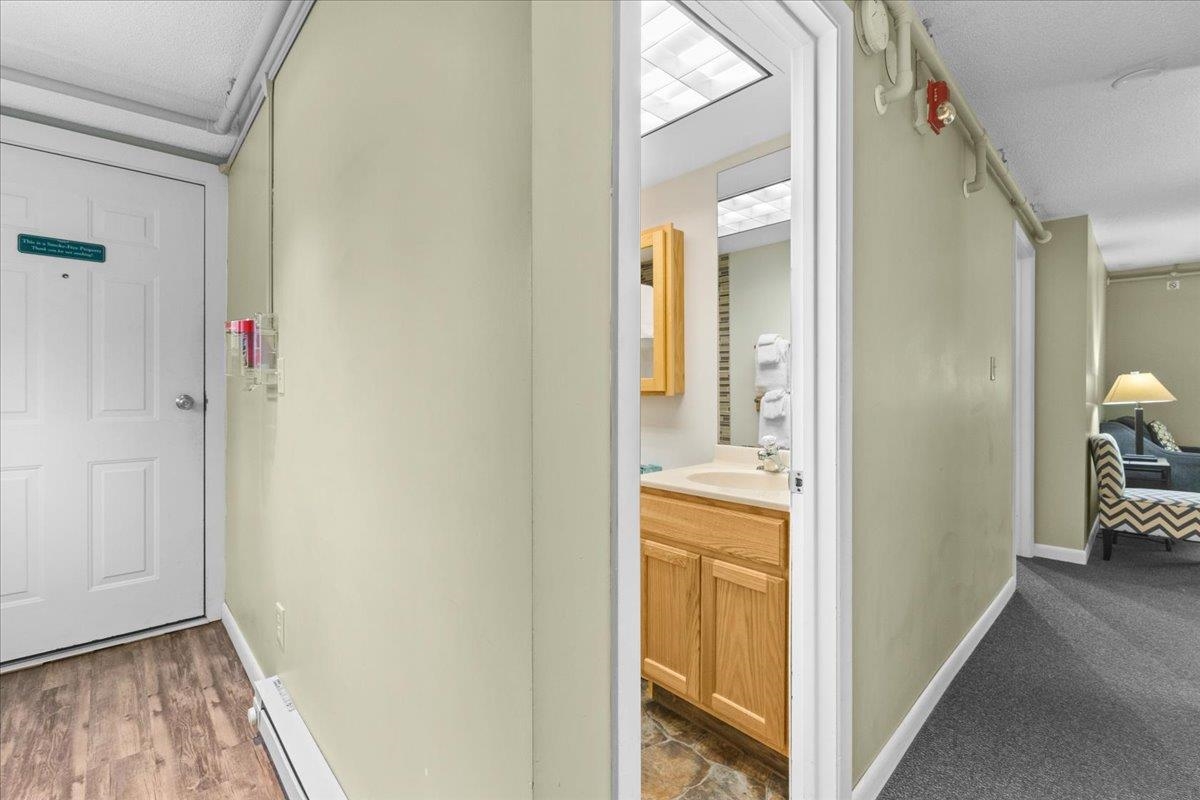 189 Mountainside Drive Unit: B301