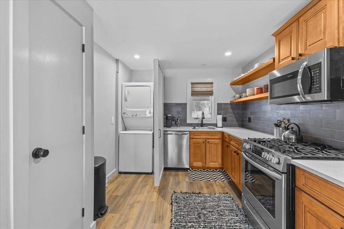 261 Village Green Drive Unit: #10B