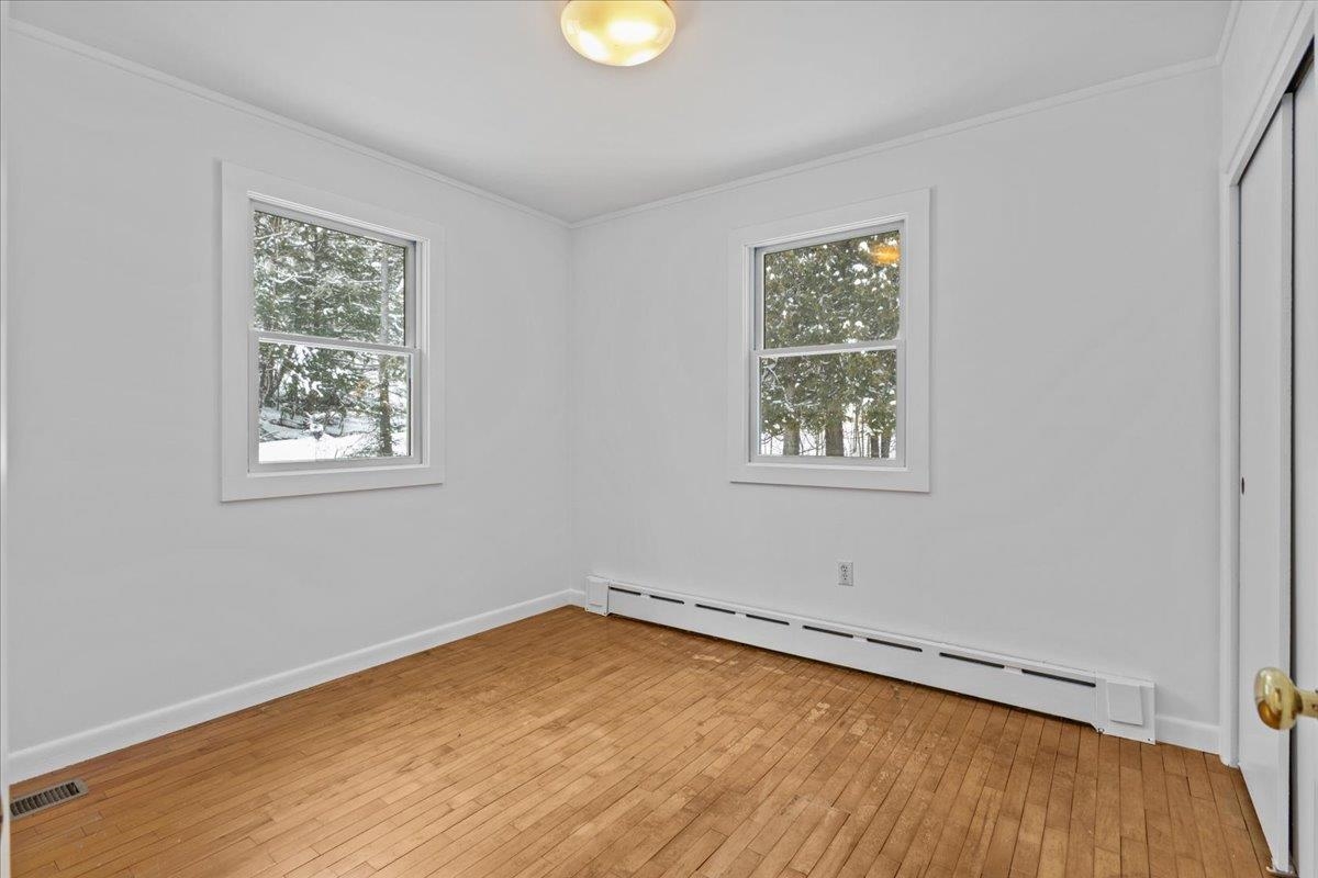 11 Barnes Hill Road
