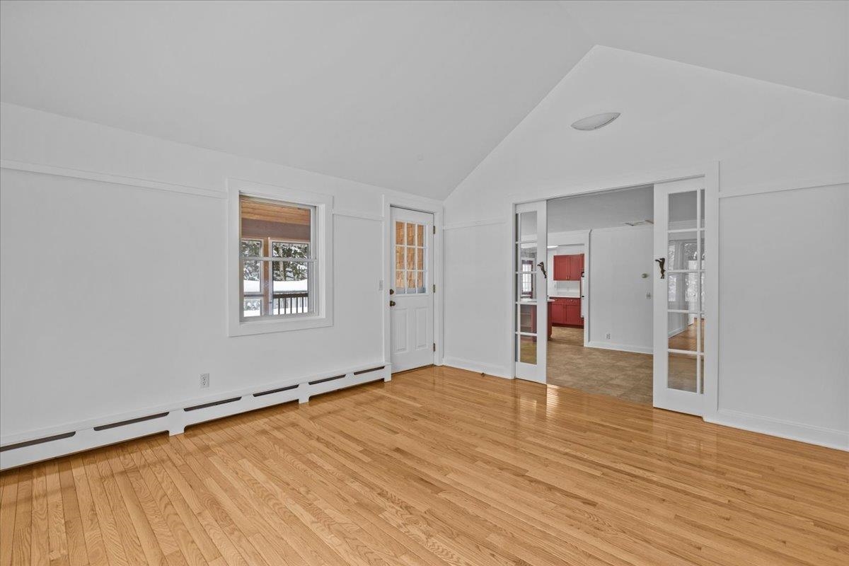 11 Barnes Hill Road