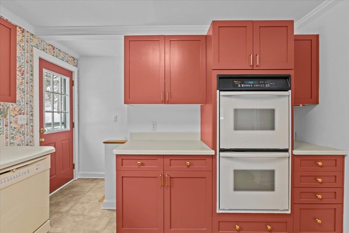 11 Barnes Hill Road