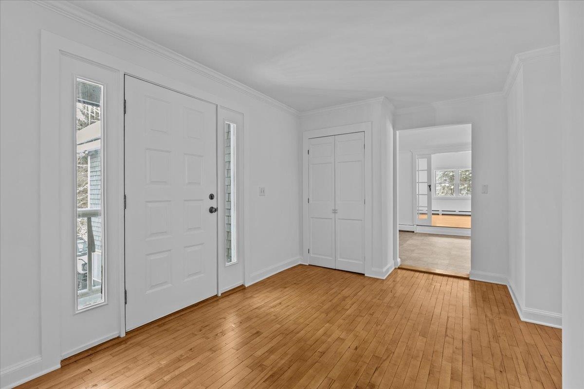 11 Barnes Hill Road