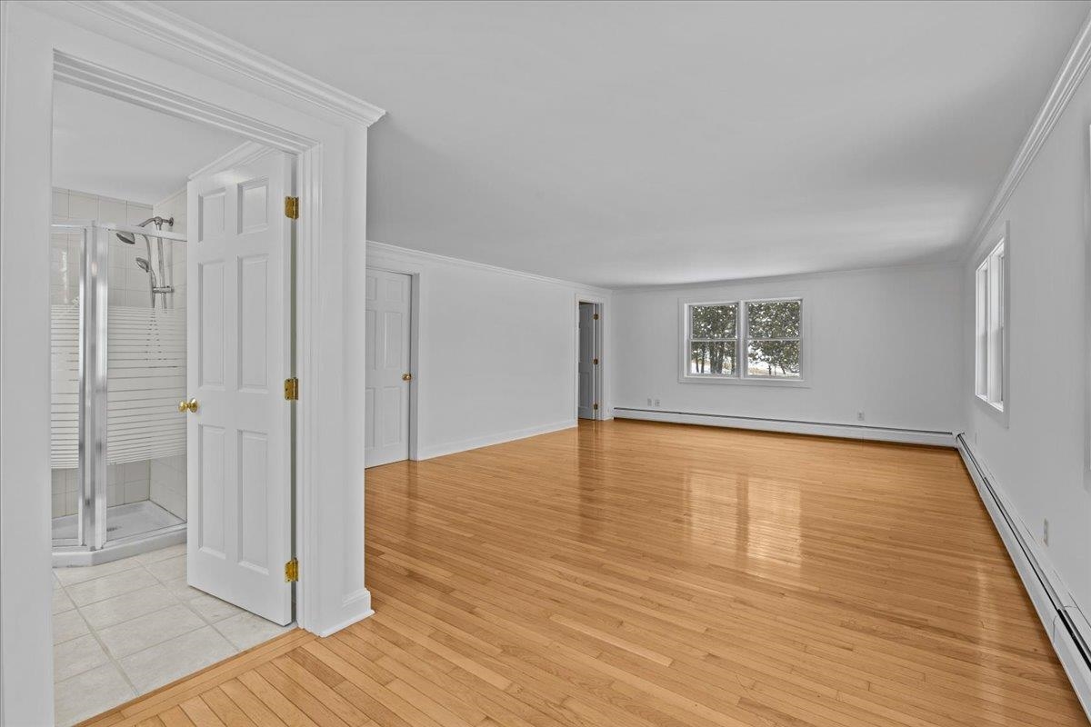 11 Barnes Hill Road