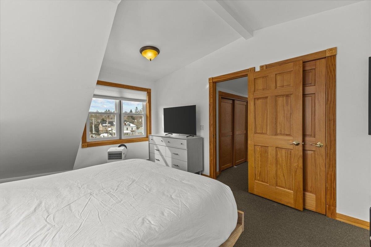 112 Main Street Unit: 7