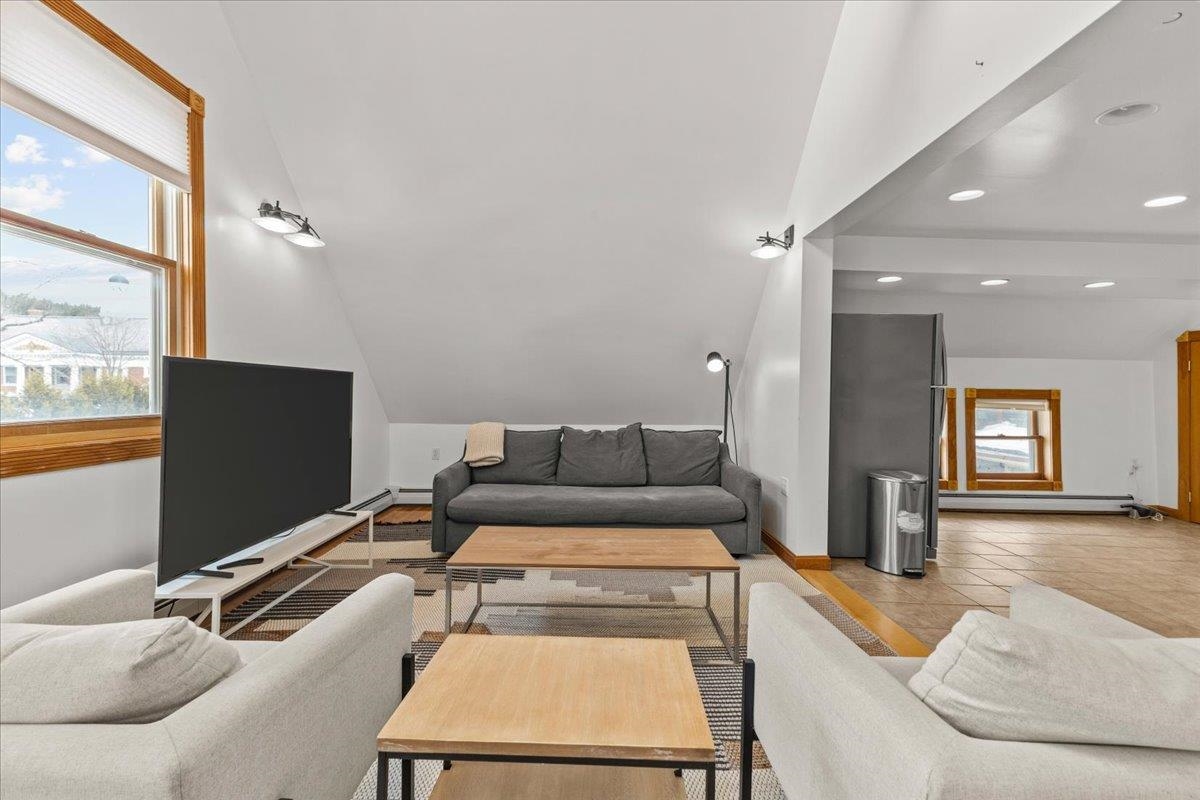 112 Main Street Unit: 7