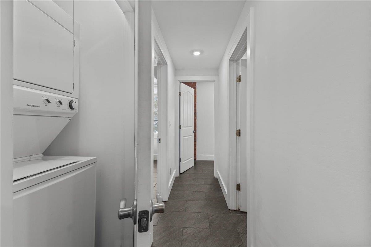 112 Main Street Unit: 8