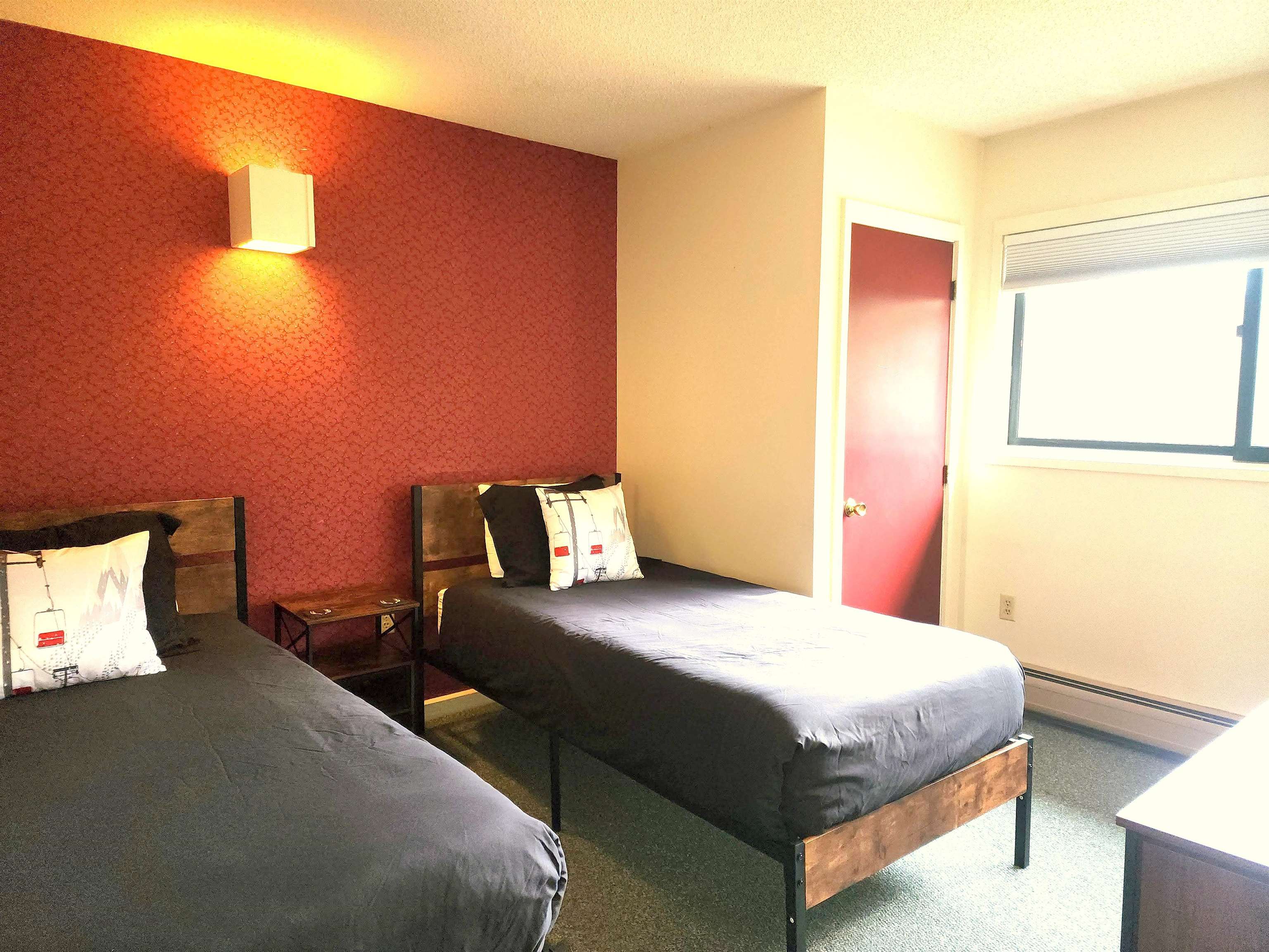 90 Village Green Drive Unit: 1C