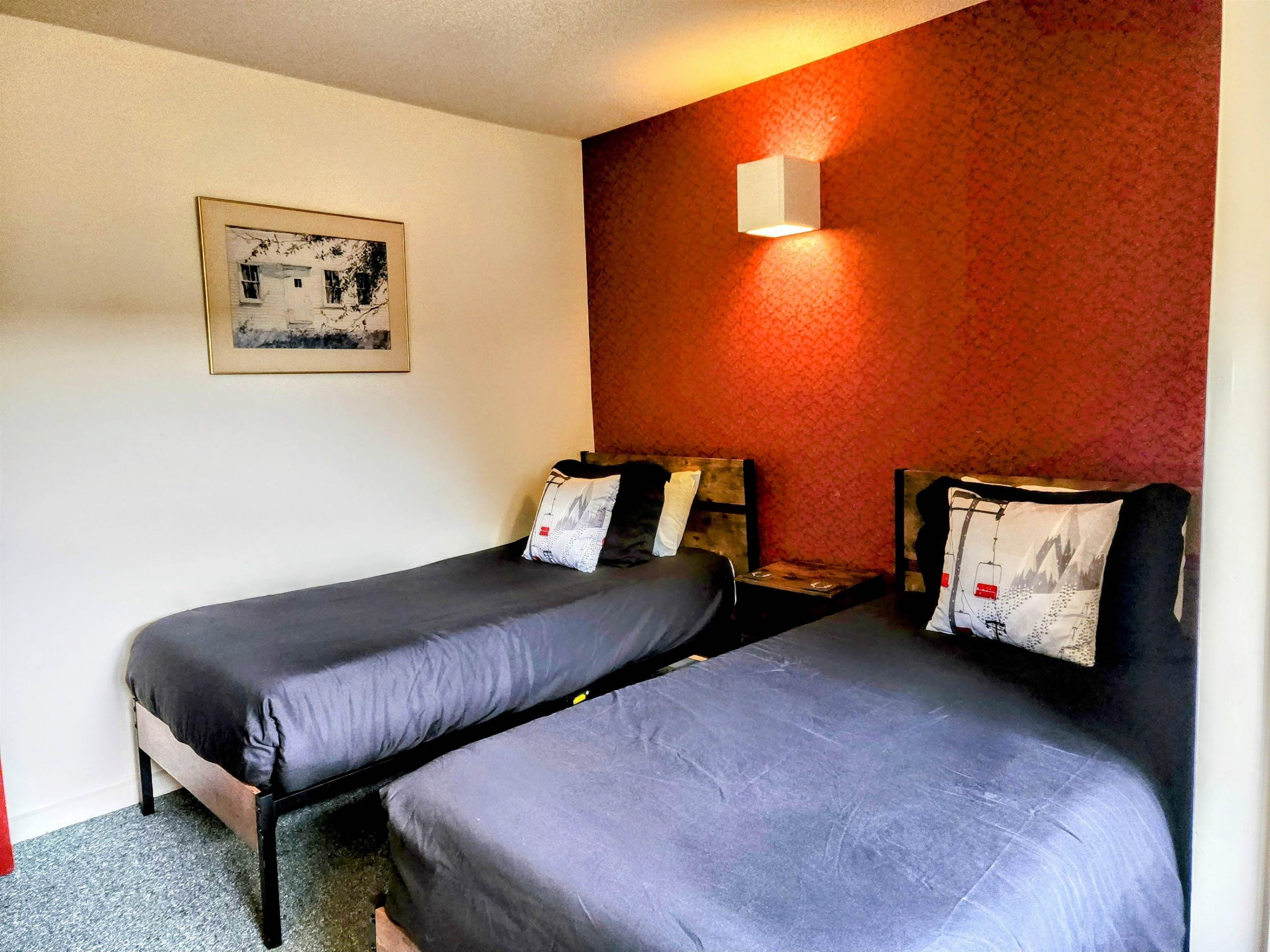 90 Village Green Drive Unit: 1C