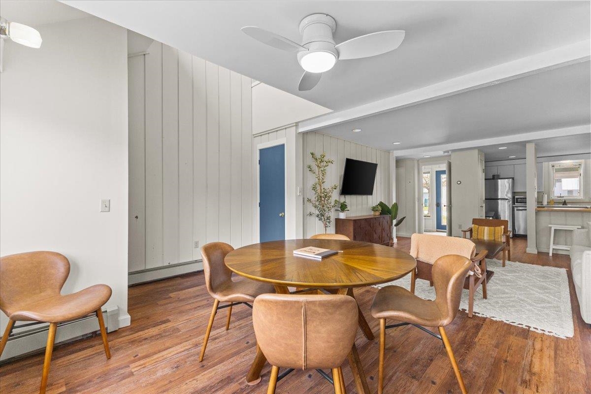 185 Village Green Drive Unit: 8B