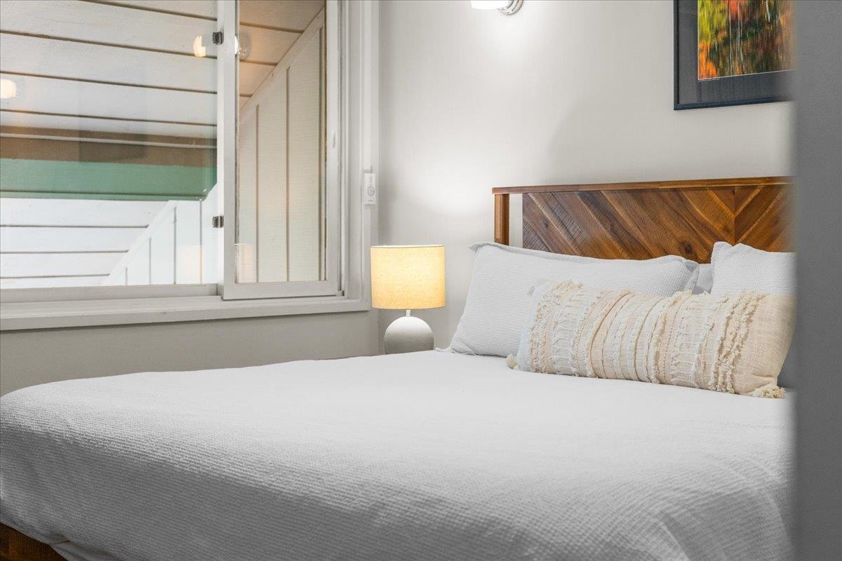 185 Village Green Drive Unit: 8B