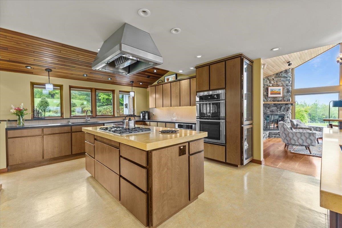 83 Dewey Farm Road