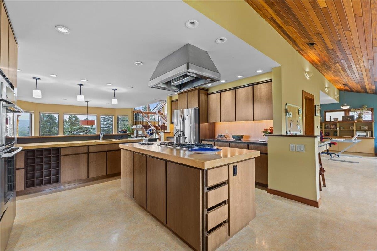 83 Dewey Farm Road