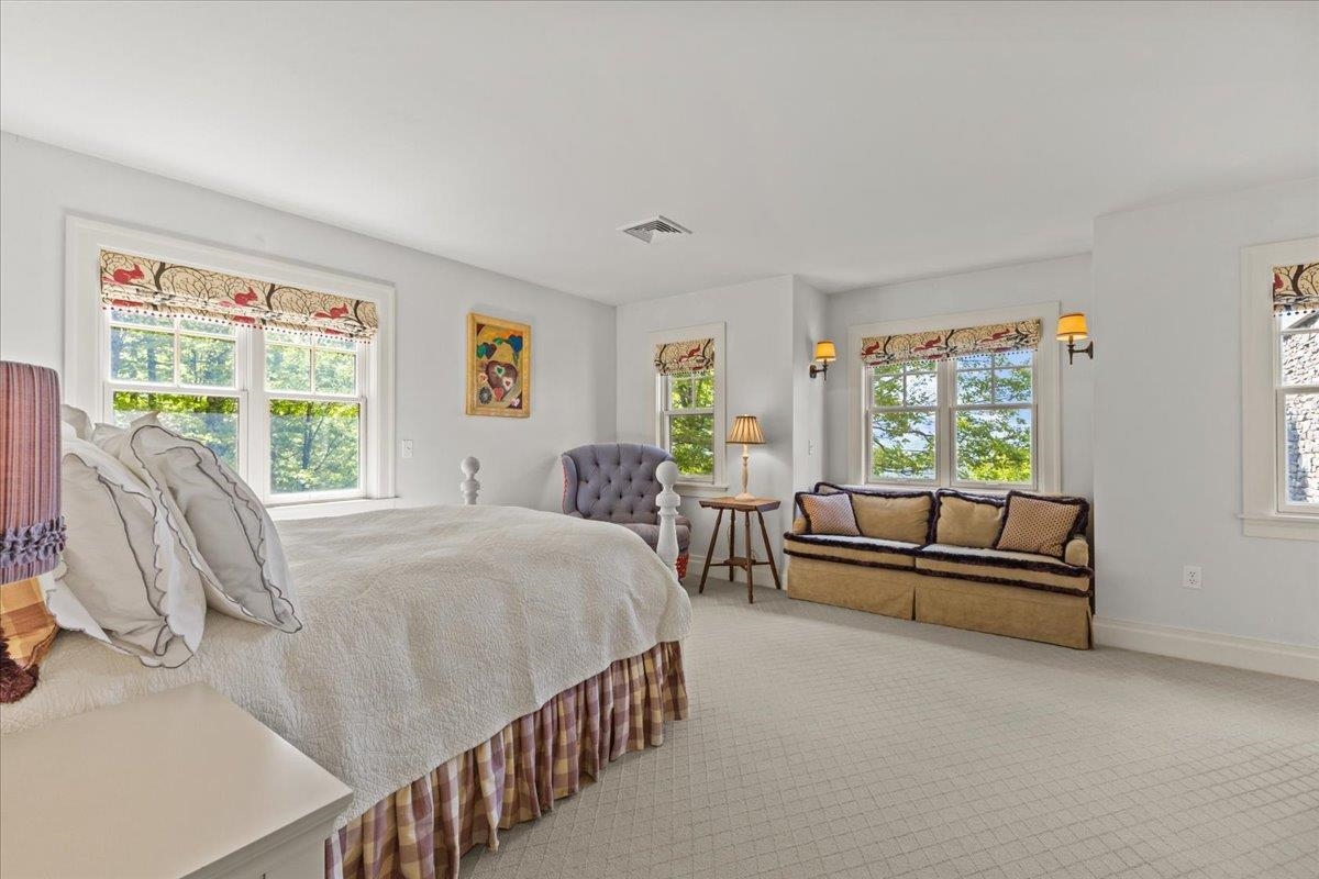 1097 Taber Ridge Road