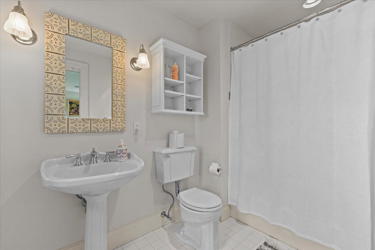 1097 Taber Ridge Road