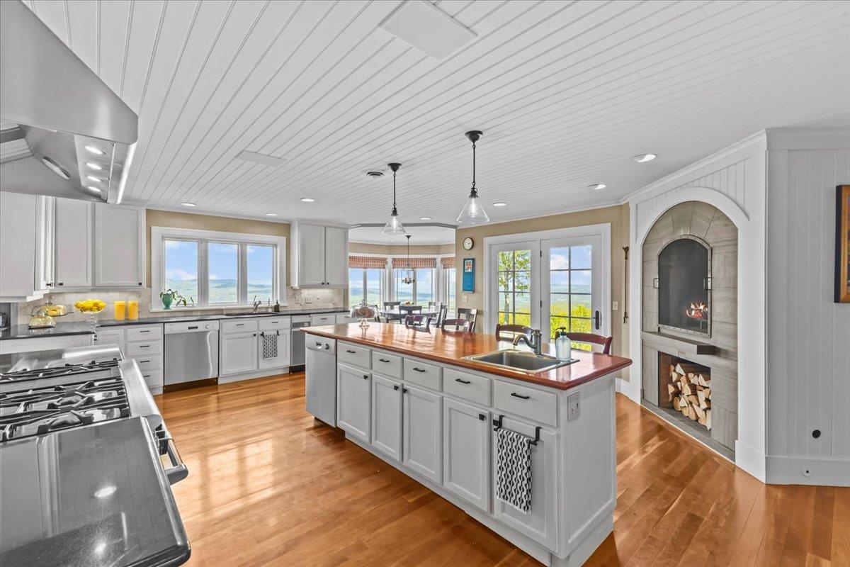 1097 Taber Ridge Road