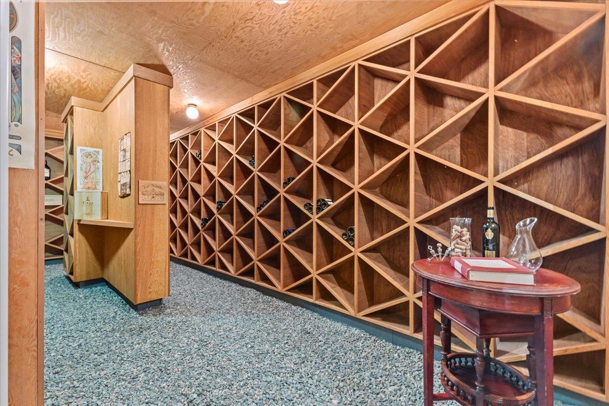 1097 Taber Ridge Road