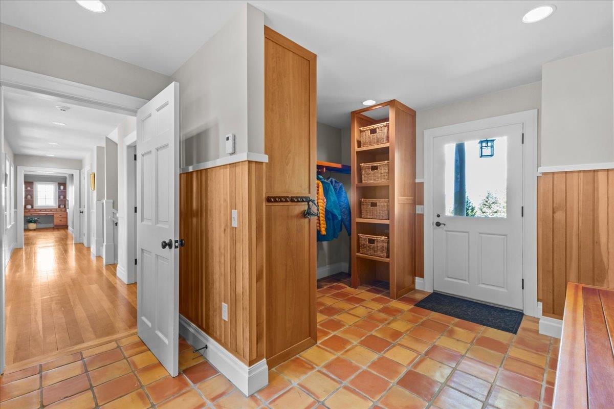 1097 Taber Ridge Road