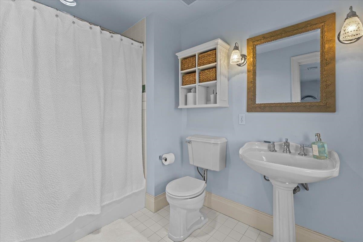 1097 Taber Ridge Road