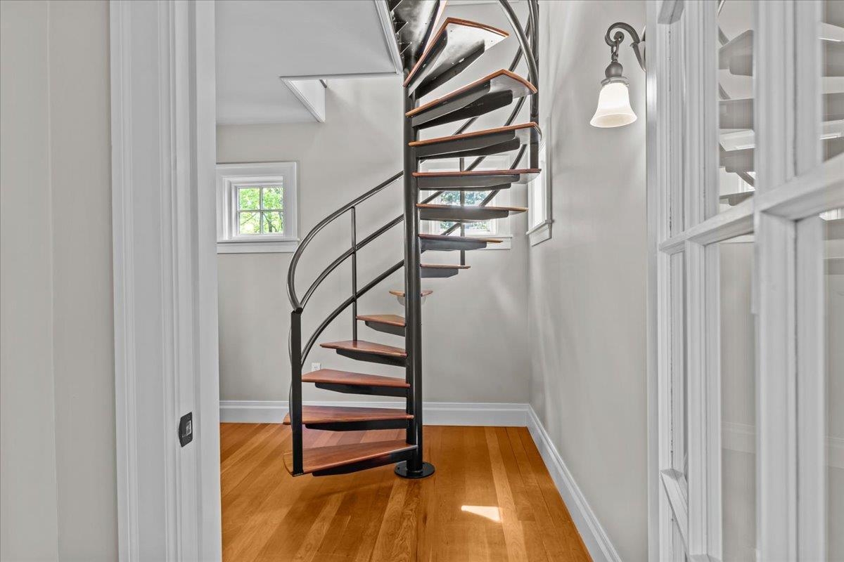 1097 Taber Ridge Road