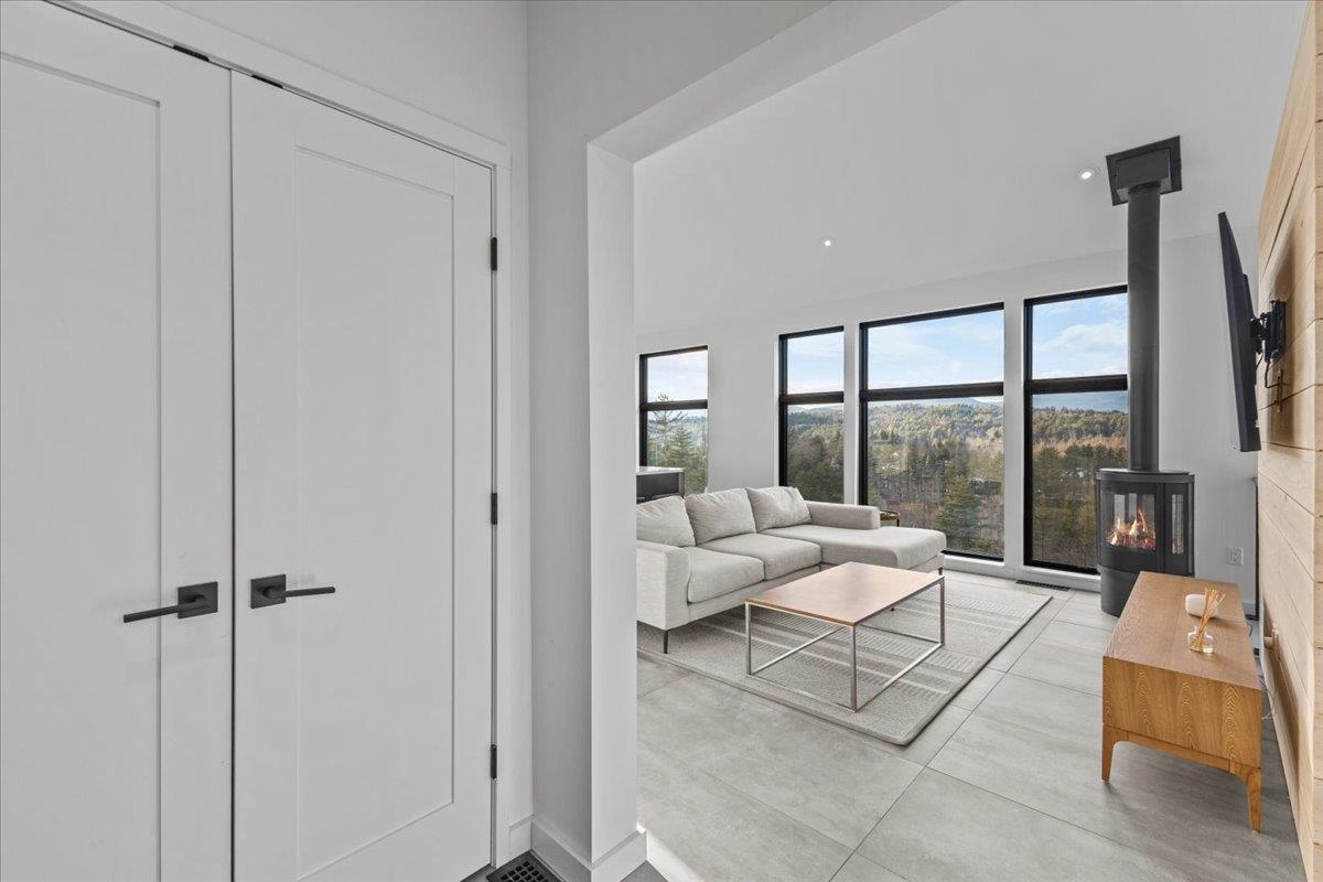 55 Eloise Lane Unit: B