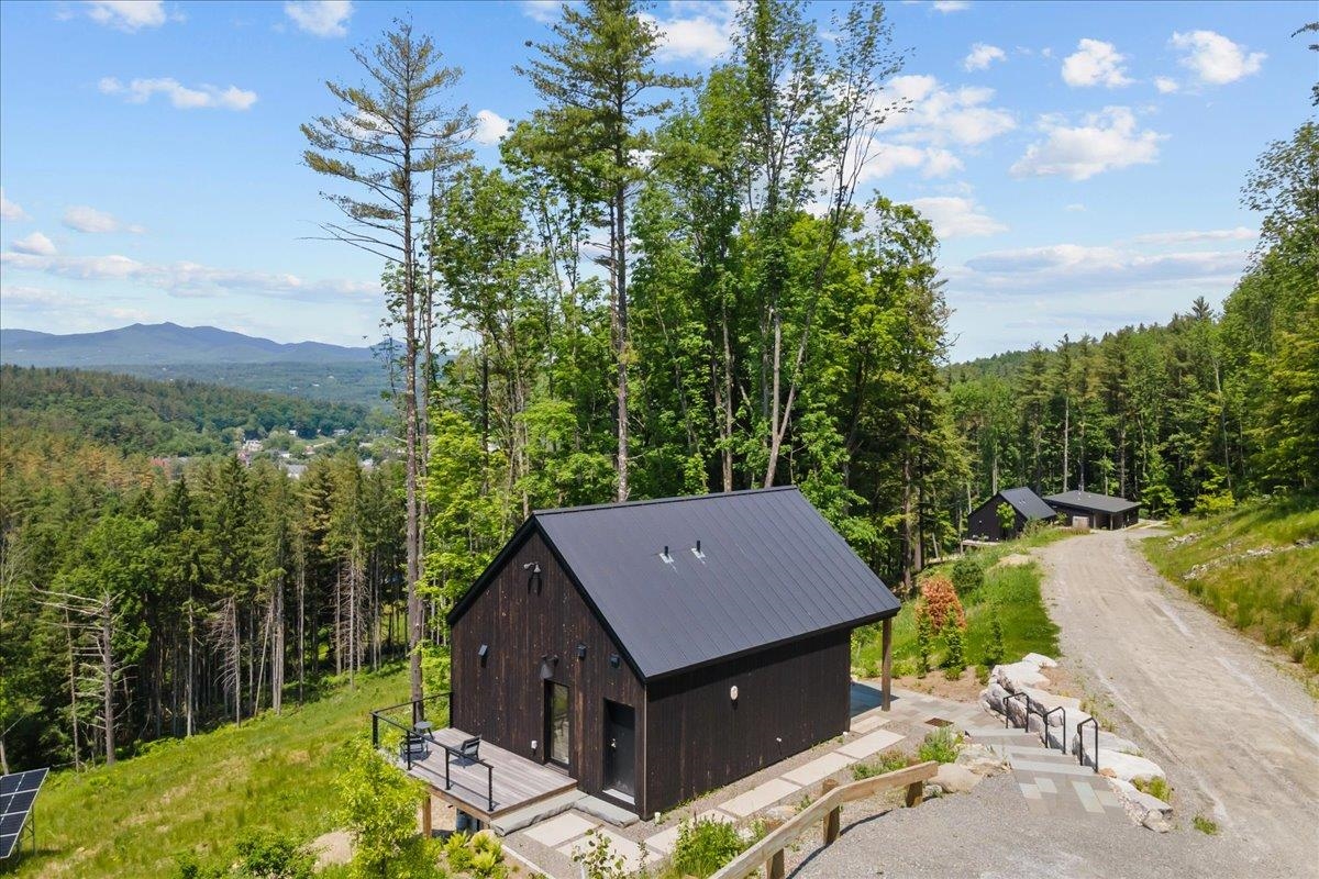 55 Eloise Lane Unit: B