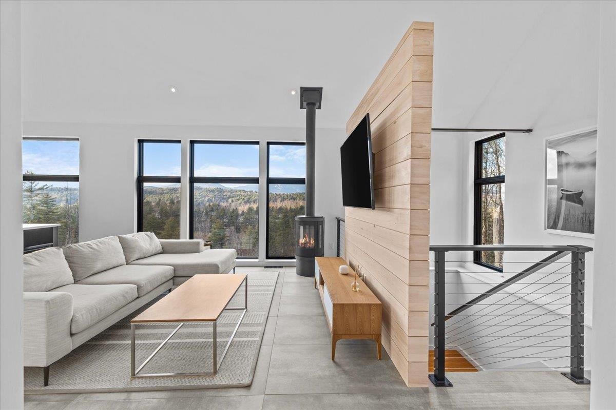 55 Eloise Lane Unit: B